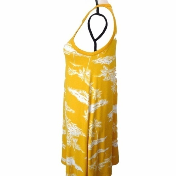Old Navy High Neck Sleeveless Halter Swing Style Dress, XS, Golden Palm Print - Picture 8 of 10